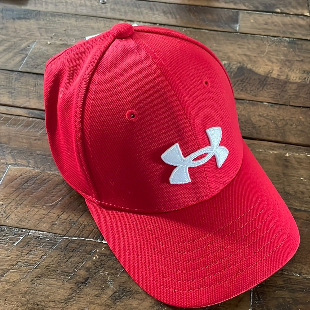Red youth fitted hat